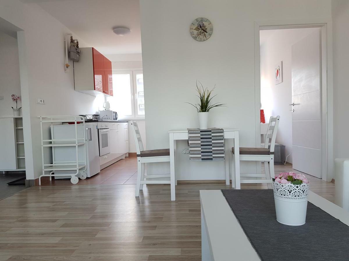 Apartment Alex Miramare Zagreb Dış mekan fotoğraf